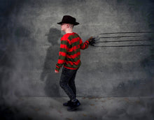 Load image into Gallery viewer, Freddy Sweater
