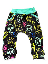 Load image into Gallery viewer, Graffiti Pocket Bottoms

